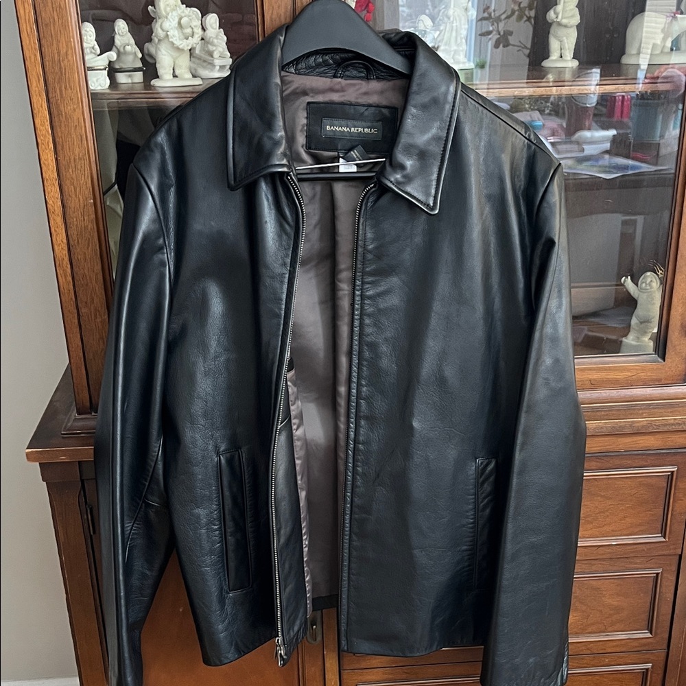 Banana Republic Men's Black Leather Jacket